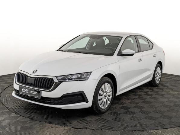 Skoda Octavia IV (A8) с пробегом 2021 года, цена 2 140 000 рублей, 73007 км, лифтбек, Автокод Объявления