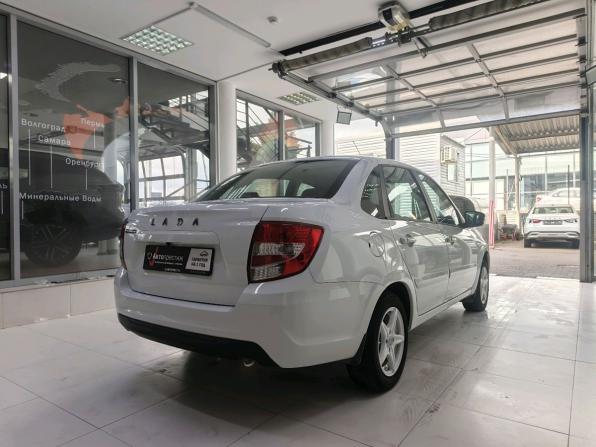 Lada (ВАЗ) Granta I Рестайлинг с пробегом 2018 года, цена 870 000 рублей, 66386 км, седан, Автокод Объявления