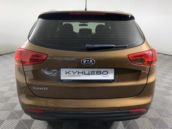 Kia Ceed II Рестайлинг с пробегом 2016 года, цена 1 070 000 рублей, 226364 км, хэтчбек, Автокод Объявления