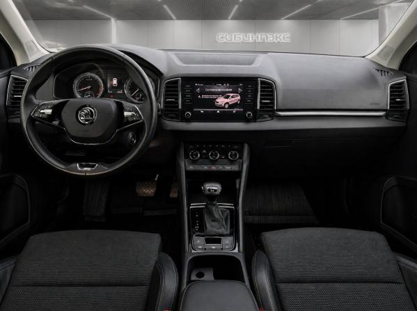 Skoda Karoq I с пробегом 2020 года, цена 2 355 000 рублей, 49917 км, внедорожник, Автокод Объявления