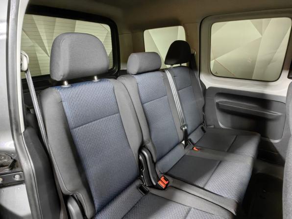 Volkswagen Caddy IV с пробегом 2018 года, цена 1 659 000 рублей, 264115 км, компактвэн, Автокод Объявления