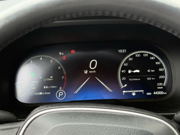 Toyota RAV4 V (XA50) с пробегом 2023 года, цена 3 552 000 рублей, 44300 км, внедорожник, Автокод Объявления