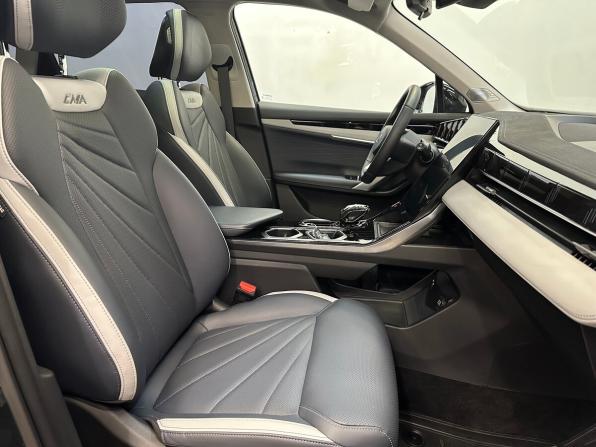 Geely Atlas II с пробегом 2025 года, цена 3 500 000 рублей, 7060 км, внедорожник, Автокод Объявления