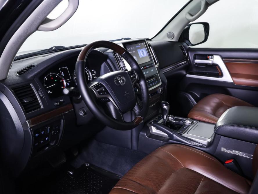 Toyota Land Cruiser 200 Series Рестайлинг 2 Москва  - изображение 15