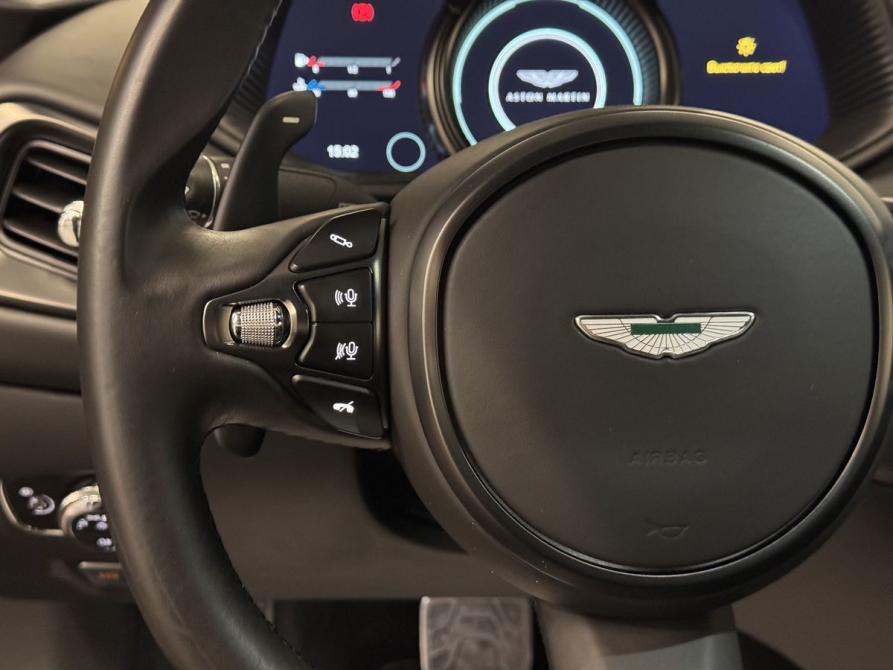 Aston Martin DB11 I Москва  - изображение 27