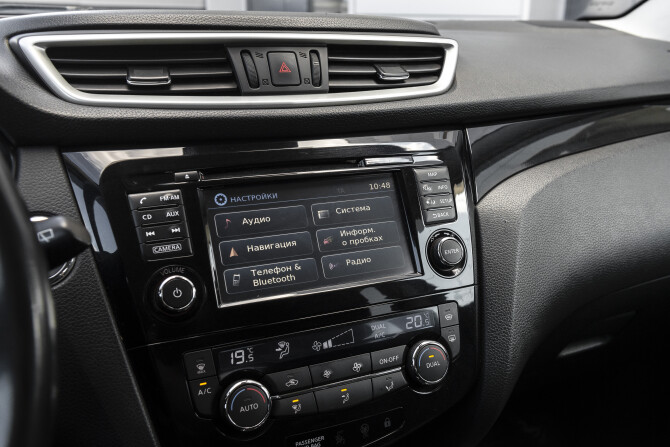 Nissan Qashqai II с пробегом 2014 года, цена 1 580 000 рублей, 162886 км, внедорожник, Автокод Объявления