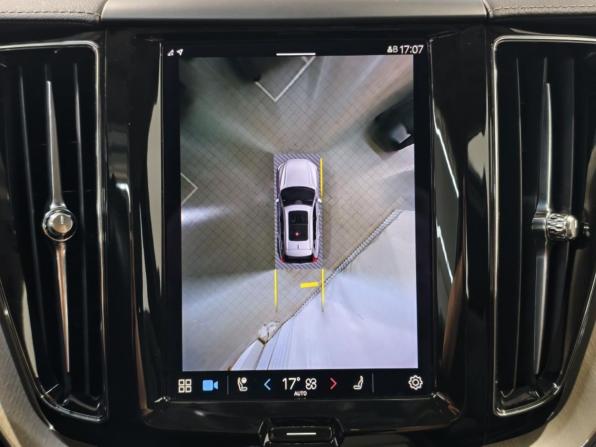 Volvo XC60 II Рестайлинг с пробегом 2021 года, цена 4 327 800 рублей, 60000 км, внедорожник, Автокод Объявления