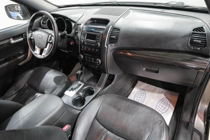 Kia Sorento II с пробегом 2011 года, цена 1 669 000 рублей, 144000 км, внедорожник, Автокод Объявления