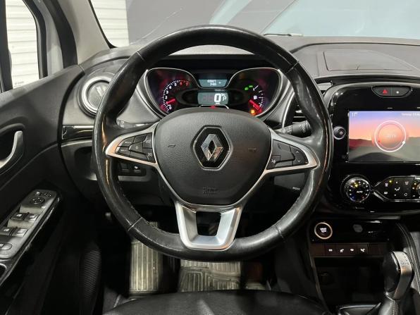Renault Kaptur I Рестайлинг с пробегом 2021 года, цена 1 545 000 рублей, 159815 км, внедорожник, Автокод Объявления