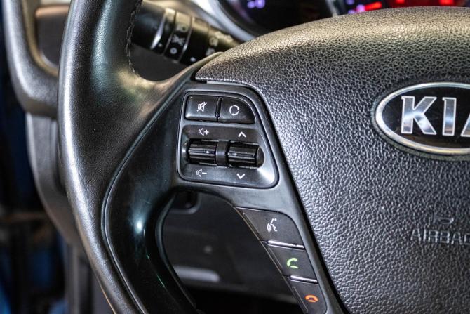 Kia Ceed II с пробегом 2012 года, цена 789 000 рублей, 265477 км, хэтчбек, Автокод Объявления