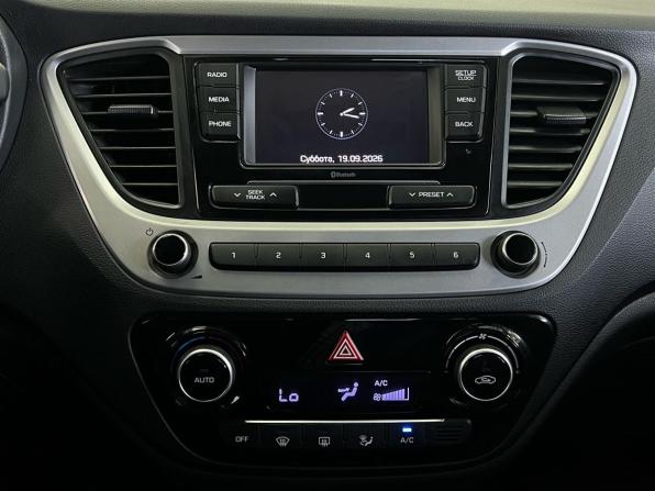 Hyundai Solaris I Рестайлинг с пробегом 2017 года, цена 1 248 000 рублей, 148500 км, седан, Автокод Объявления