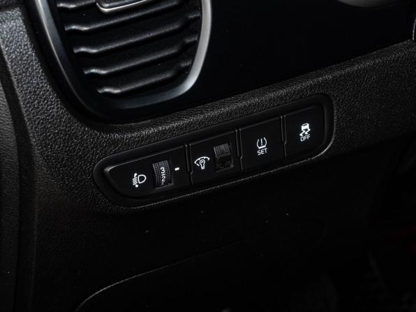 Kia Rio IV Рестайлинг с пробегом 2021 года, цена 1 788 000 рублей, 59120 км, хэтчбек, Автокод Объявления