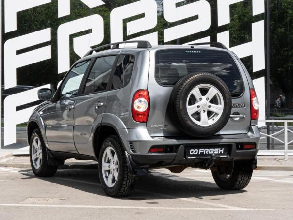 Chevrolet Niva I Рестайлинг с пробегом 2016 года, цена 899 000 рублей, 64110 км, внедорожник, Автокод Объявления