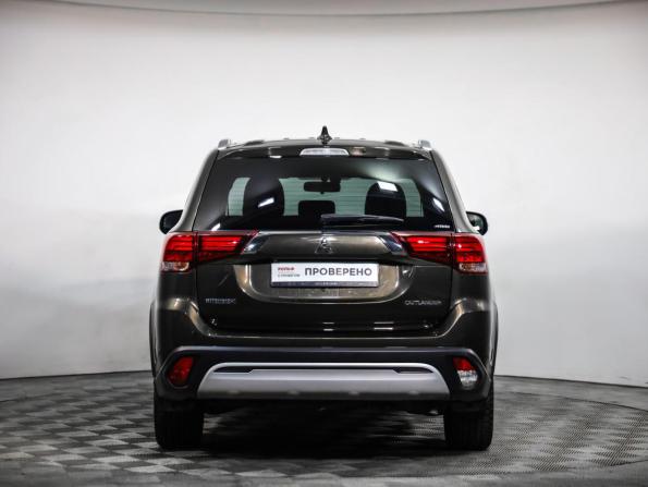Mitsubishi Outlander III Рестайлинг 3 с пробегом 2020 года, цена 2 099 000 рублей, 110097 км, внедорожник, Автокод Объявления