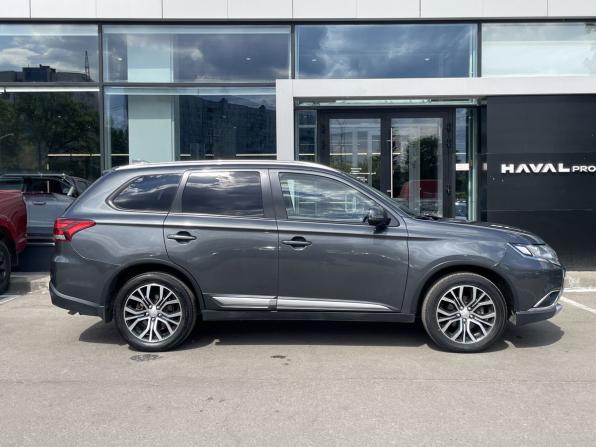 Mitsubishi Outlander III Рестайлинг 2 с пробегом 2018 года, цена 2 039 000 рублей, 147658 км, внедорожник, Автокод Объявления
