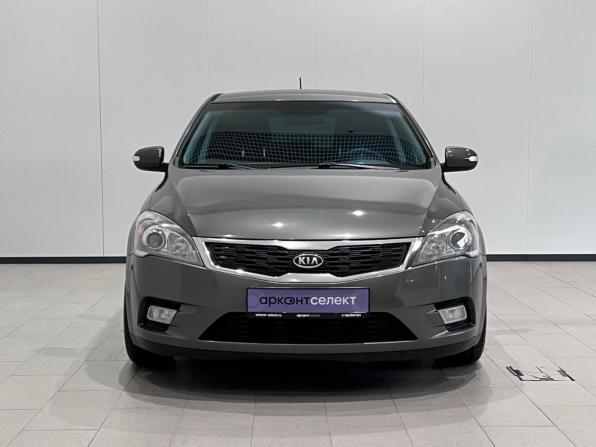 Kia Ceed I Рестайлинг с пробегом 2012 года, цена 786 000 рублей, 226100 км, хэтчбек, Автокод Объявления