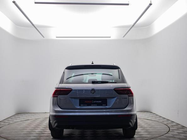 Volkswagen Tiguan II с пробегом 2018 года, цена 2 650 000 рублей, 113456 км, внедорожник, Автокод Объявления