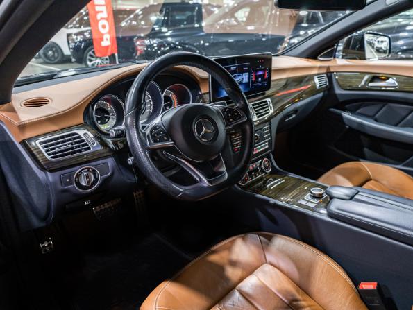 Mercedes-Benz CLS II (C218) Рестайлинг с пробегом 2015 года, цена 3 249 700 рублей, 89735 км, универсал, Автокод Объявления