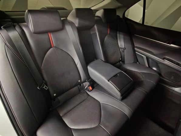 Toyota Camry VIII (XV70) Рестайлинг с пробегом 2021 года, цена 3 085 000 рублей, 97231 км, седан, Автокод Объявления