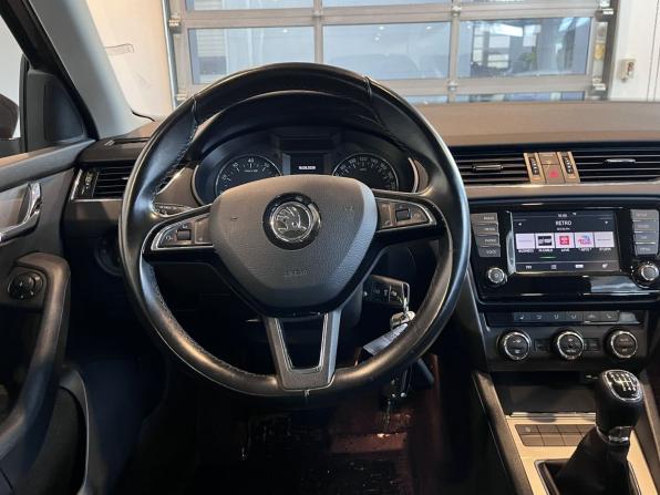 Skoda Octavia III (A7) с пробегом 2016 года, цена 1 500 000 рублей, 143014 км, лифтбек, Автокод Объявления
