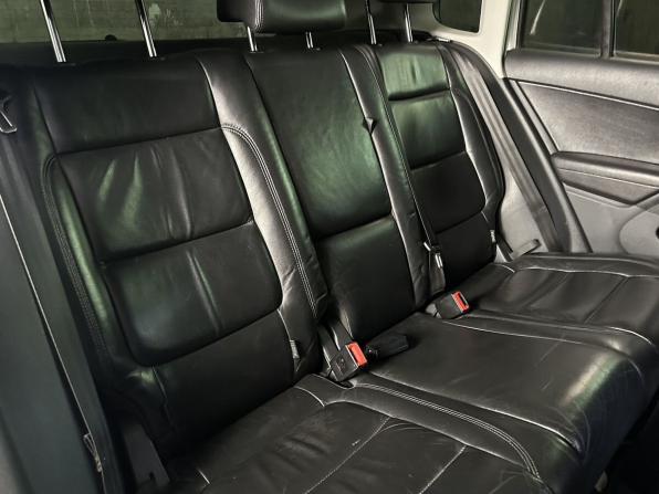 Volkswagen Tiguan I Рестайлинг с пробегом 2012 года, цена 1 160 000 рублей, 286118 км, внедорожник, Автокод Объявления