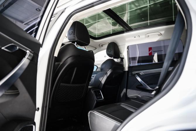 Geely Atlas Pro с пробегом 2022 года, цена 1 950 000 рублей, 75000 км, внедорожник, Автокод Объявления