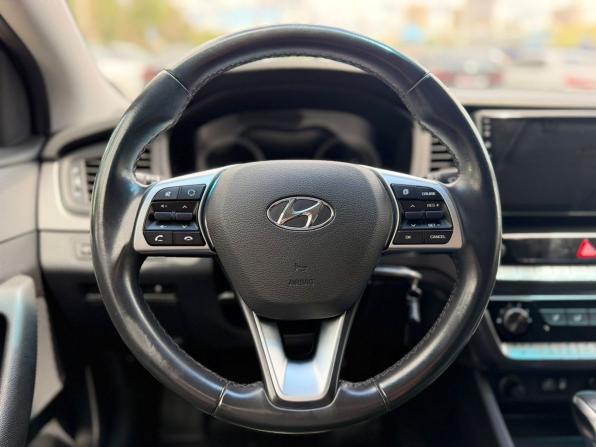 Hyundai Sonata VII (LF) Рестайлинг с пробегом 2019 года, цена 1 860 000 рублей, 101854 км, седан, Автокод Объявления