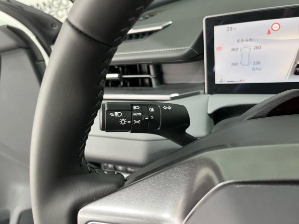 Toyota RAV4 VI (XA60) с пробегом 2025 года, цена 4 149 000 рублей, 26 км, внедорожник, Автокод Объявления