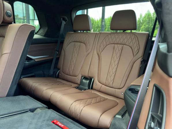BMW X7 I (G07) Рестайлинг с пробегом 2026 года, цена 16 500 000 рублей, 35 км, внедорожник, Автокод Объявления