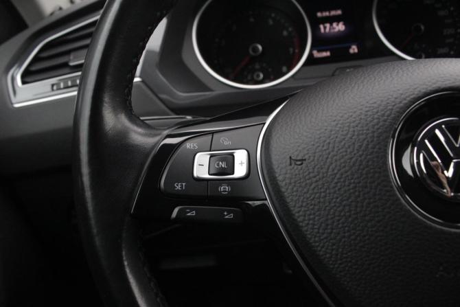 Volkswagen Tiguan II с пробегом 2019 года, цена 2 380 000 рублей, 132223 км, внедорожник, Автокод Объявления