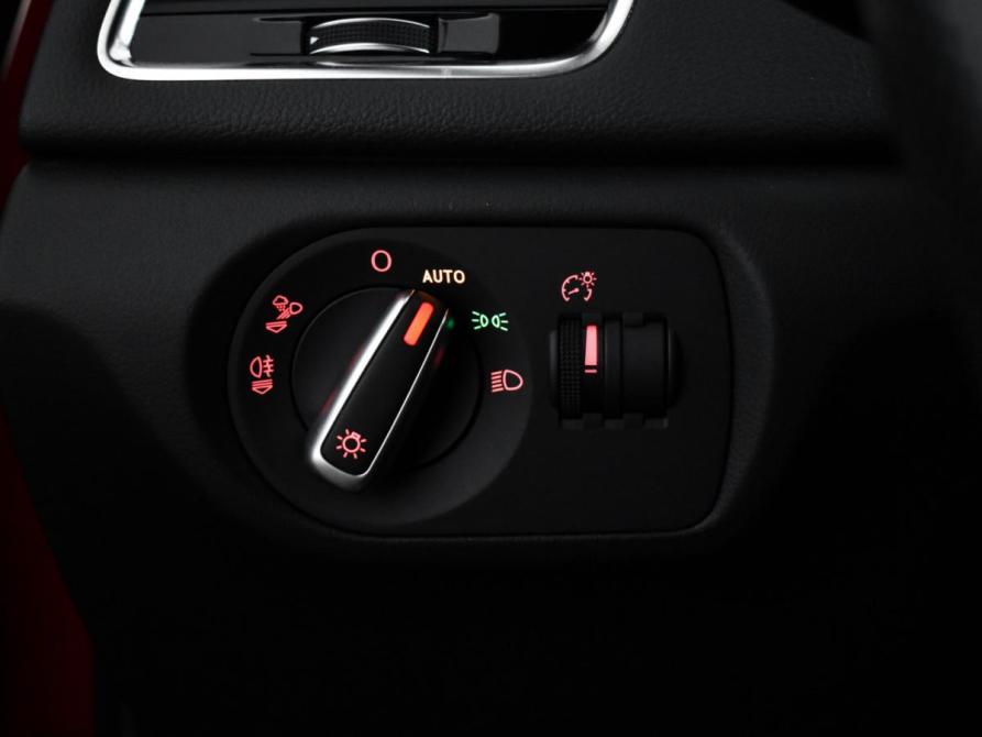 Audi Q3 I (8U) Рестайлинг Санкт-Петербург  - изображение 18