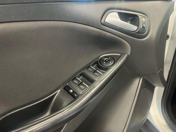 Ford Focus III Рестайлинг с пробегом 2019 года, цена 1 155 000 рублей, 131169 км, универсал, Автокод Объявления