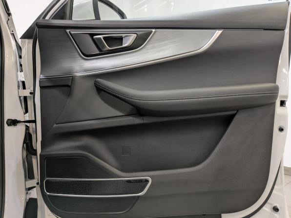 Xcite X-Cross 7 с пробегом 2024 года, цена 1 800 000 рублей, 20126 км, внедорожник, Автокод Объявления