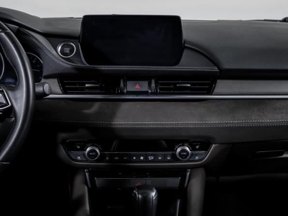 Mazda 6 III (GJ) Рестайлинг 2 с пробегом 2023 года, цена 2 998 000 рублей, 66828 км, седан, Автокод Объявления