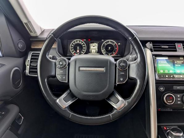 Land Rover Discovery V с пробегом 2018 года, цена 3 040 000 рублей, 202287 км, внедорожник, Автокод Объявления