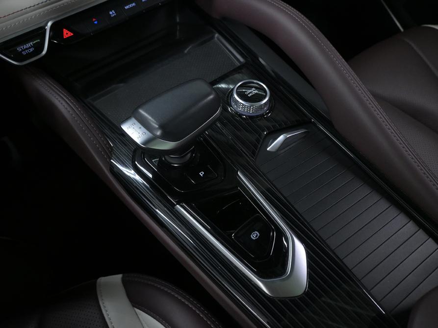 Geely Monjaro I Москва  - изображение 12