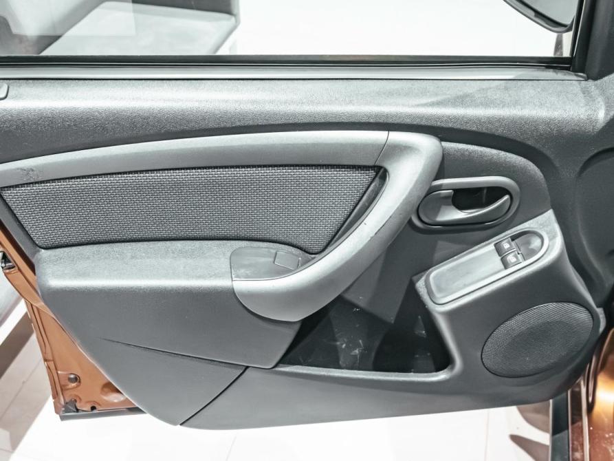 Renault Duster I Рестайлинг Екатеринбург  - изображение 13