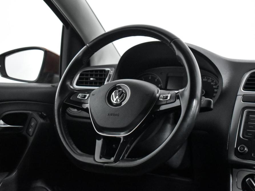 Volkswagen Polo V Рестайлинг Санкт-Петербург  - изображение 14