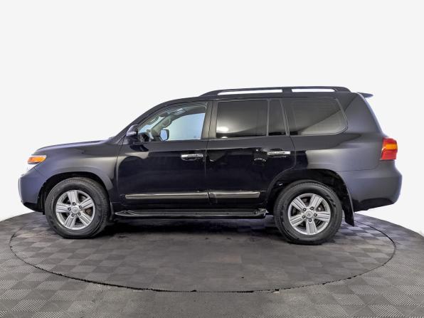 Toyota Land Cruiser 200 Series Рестайлинг 1 с пробегом 2015 года, цена 4 500 000 рублей, 202184 км, внедорожник, Автокод Объявления