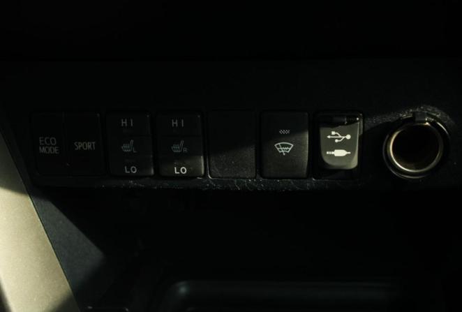 Toyota RAV4 III (XA30) Рестайлинг с пробегом 2013 года, цена 1 590 000 рублей, 172782 км, внедорожник, Автокод Объявления