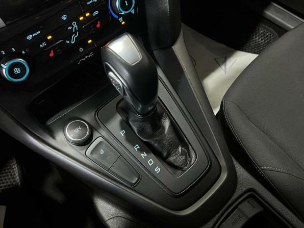Ford Focus III Рестайлинг с пробегом 2018 года, цена 1 000 000 рублей, 152282 км, хэтчбек, Автокод Объявления