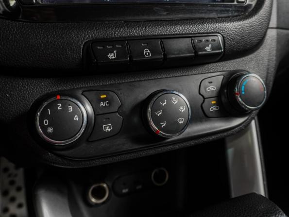 Kia Ceed II с пробегом 2013 года, цена 1 099 000 рублей, 198104 км, универсал, Автокод Объявления