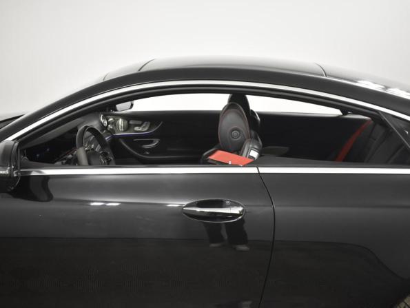 Mercedes-Benz E-Класс AMG V (W213) Рестайлинг с пробегом 2021 года, цена 5 719 900 рублей, 94208 км, купе, Автокод Объявления