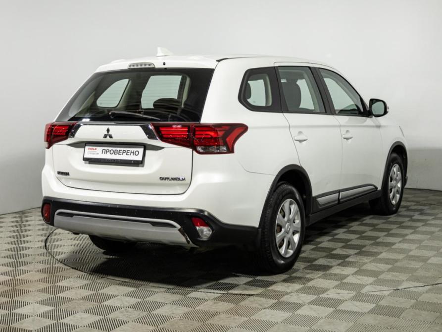 Mitsubishi Outlander III Рестайлинг 3 Санкт-Петербург  - изображение 5