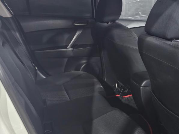 Mazda 3 II (BL) Рестайлинг с пробегом 2012 года, цена 875 000 рублей, 192400 км, седан, Автокод Объявления
