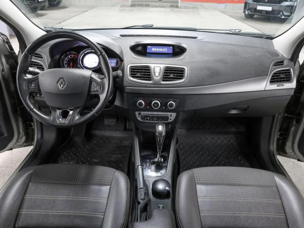 Renault Fluence I Рестайлинг с пробегом 2014 года, цена 879 000 рублей, 61000 км, седан, Автокод Объявления