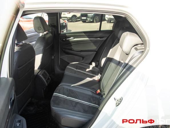 Volkswagen Golf VIII с пробегом 2020 года, цена 2 528 000 рублей, 68985 км, хэтчбек, Автокод Объявления