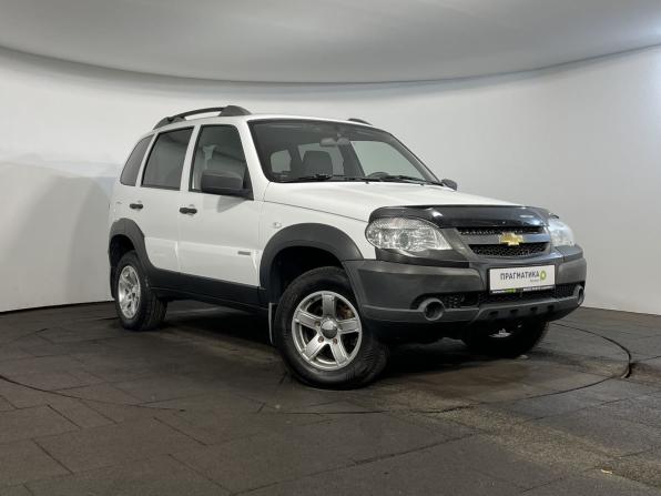 Chevrolet Niva I Рестайлинг с пробегом 2018 года, цена 779 900 рублей, 95559 км, внедорожник, Автокод Объявления