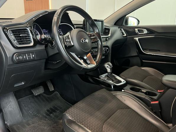 Kia Ceed III с пробегом 2019 года, цена 1 830 000 рублей, 109000 км, универсал, Автокод Объявления