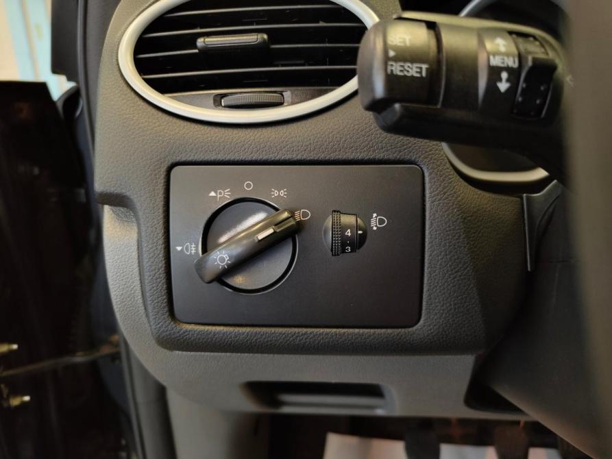 Ford Focus II Рестайлинг Санкт-Петербург  - изображение 5